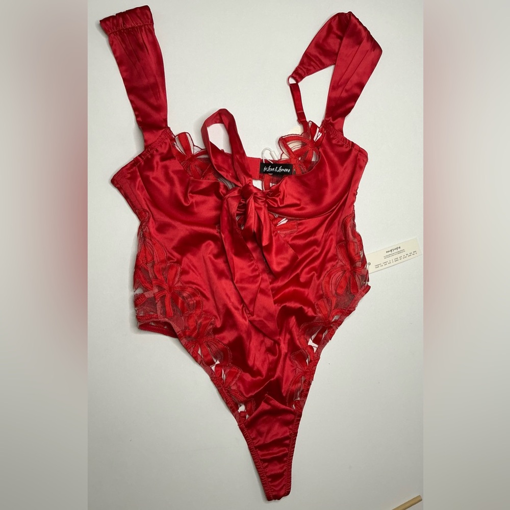 For Love & Lemons Red Lace Hallie Teddy Bodysuit Size XS NWT - Picture 4 of 10